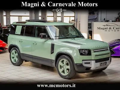 Gebraucht Land Rover Defender 75th Limited Edition 300 PS (220 kW) 2023 Grün SUV