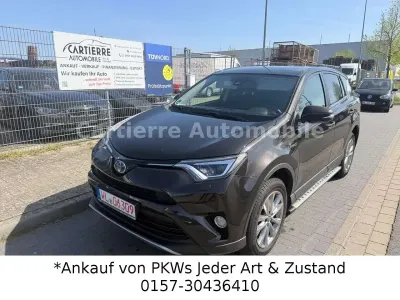 Usata Toyota RAV4 Hybrid Edition-S 155 CV (114 kW) 2017 Marrone SUV