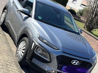 Gebraucht Hyundai Kona Trend 120 PS (88 kW) 2018 Grau SUV