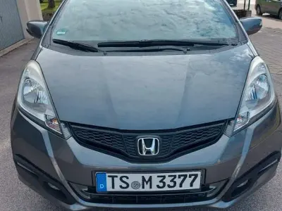 Gebraucht Honda Jazz Comfort Plus 99 PS (72 kW) 2015 Grau Kleinwagen