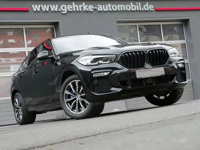 Gebraucht BMW X6 M Sport 333 PS (244 kW) 2021 Saphirschwarz (metallic) SUV