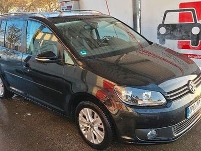 Schwarz Gebraucht 2013 VW Touran Van / Kleinbus | 7.500 € (Guter Preis)