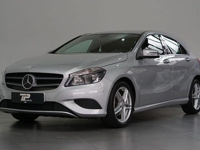 Gebraucht Mercedes A180 Style 122 PS (89 kW) 2013 Silber Limousine