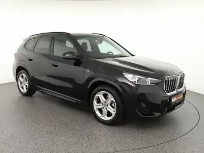 Second-hand BMW X1 M Sport 211 CP (155 kW) 2025 Negru SUV