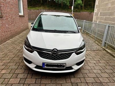 Opel Zafira Tourer