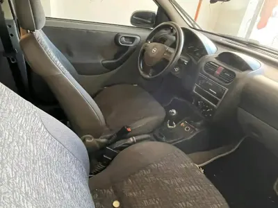 Gebraucht Opel Corsa 58 PS (42 kW) 2001 Schwarz Kleinwagen
