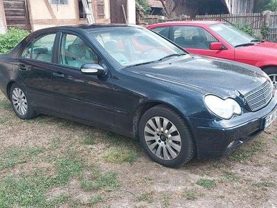 Mercedes C180
