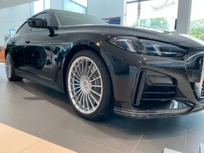 Gebraucht Alpina D4 355 PS (261 kW) 2025 Schwarz Coupé