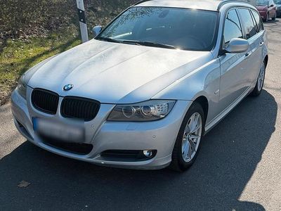 Używany BMW 320 184 KM (135 kW) 2010 Srebrny Kombi