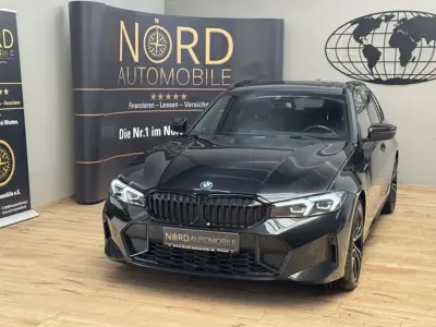 Gebraucht BMW 330e M Sport 292 PS (214 kW) 2023 Schwarz Kombi