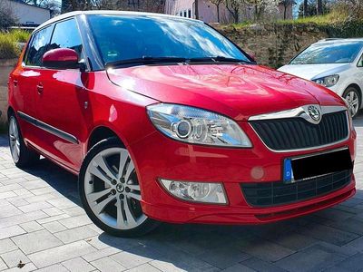 Gebraucht Skoda Fabia 105 PS (77 kW) 2011 Rot Limousine