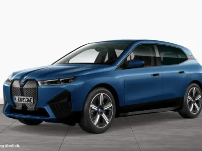 Gebraucht BMW iX Sport Line 239 kW (326 PS) 2023 Phytonicblau SUV