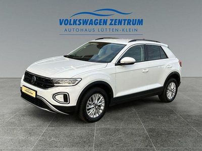 Pure white Gebraucht 2024 VW T-Roc Life SUV | 22.890 € (Fairer Preis)