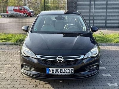Usata Opel Astra Edition 125 CV (91 kW) 2016 Nero Utilitaria