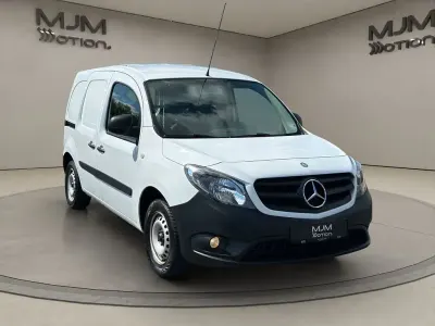 Gebraucht Mercedes Citan 112 114 PS (83 kW) 2017 Weiß Van / Kleinbus