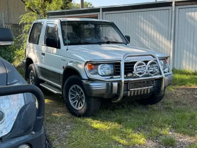 Gebraucht Mitsubishi Pajero 150 PS (110 kW) 1992 Weiß SUV
