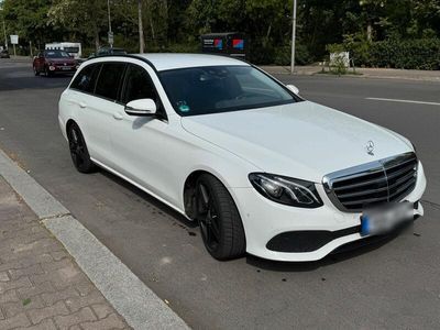 Mercedes E220
