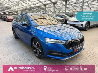 Usata Skoda Octavia SportLine 190 CV (139 kW) 2023 Blu Station wagon