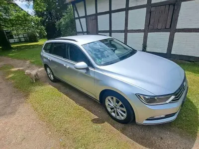 Gebraucht VW Passat Trendline 150 PS (110 kW) 2016 Silber Kombi