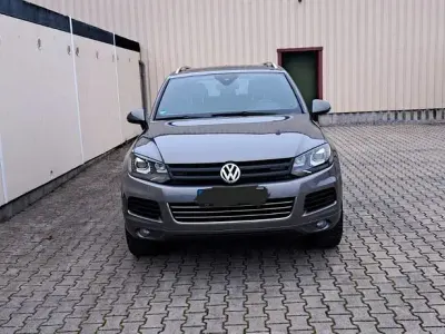 Gebraucht VW Touareg Exclusive 379 PS (278 kW) 2010 Grau SUV
