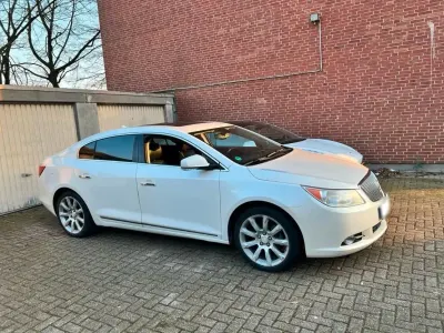 Gebraucht Buick La Crosse 310 PS (228 kW) 2011 Weiß Limousine