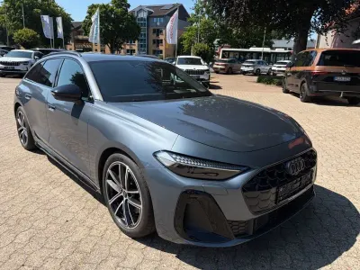 Gebraucht Audi A5 S-Line 204 PS (150 kW) 2024 Blau Kombi