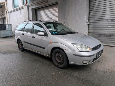 Gebraucht Ford Focus 115 PS (84 kW) 2004 Silber Kombi