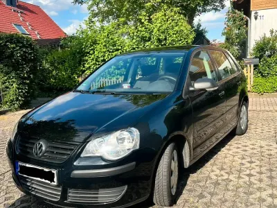 Gebraucht VW Polo 80 PS (58 kW) 2009 Schwarz Kleinwagen