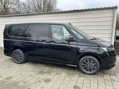 Nuova VW T7 Business 150 CV (110 kW) 2026 Nero Furgone