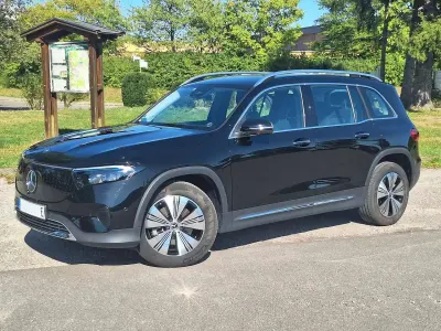 Gebraucht Mercedes EQB300 167 kW (228 PS) 2024 Schwarz SUV