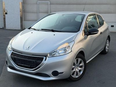 Gebraucht Peugeot 208 Access 68 PS (50 kW) 2013 Silber Kleinwagen
