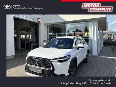 Second-hand Toyota Corolla Cross Team 197 CP (144 kW) 2023 Alb SUV
