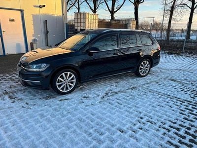 Schwarz Gebraucht 2019 VW Golf VII Highline Kombi | 14.800 € (Guter Preis)