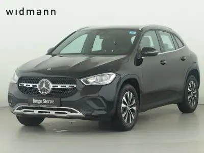 Gebraucht Mercedes GLA200 Style 150 PS (110 kW) 2022 Schwarz SUV