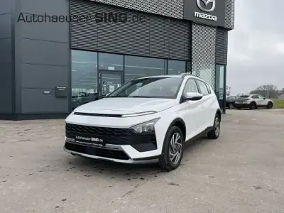 Neu Hyundai Bayon 101 PS (74 kW) 2025 Atlas white SUV