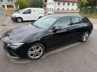 Gebraucht Mercedes CLA180 116 PS (85 kW) 2023 Schwarz Coupé