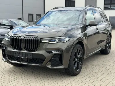 Gebraucht BMW X7 Sport Line 530 PS (389 kW) 2022 Grün SUV
