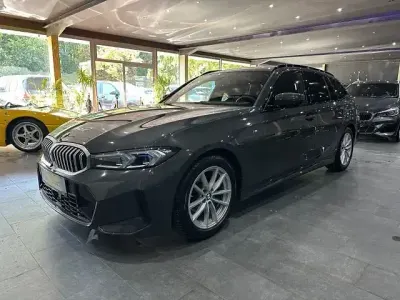Gebraucht BMW 318 M Sport 150 PS (110 kW) 2025 Grau Limousine