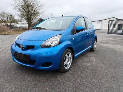 Gebraucht Toyota Aygo 68 PS (50 kW) 2009 Blau Kleinwagen