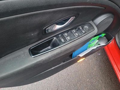 Rot Gebraucht 2009 Renault Mégane GrandTour Kombi | 3.250 €