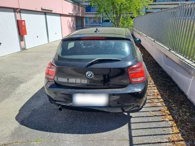 Gebraucht BMW 116 116 PS (85 kW) 2011 Schwarz Kleinwagen