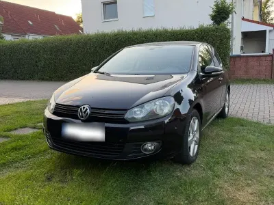 Gebraucht VW Golf VI Comfortline 122 PS (89 kW) 2011 Schwarz Limousine
