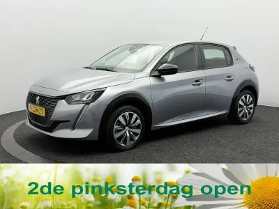 Occasion Peugeot e-208 Active 100 kW (136 PK) 2023 Grijs Hatchback