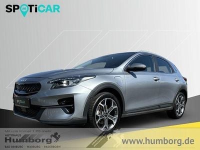 Gebraucht Kia XCeed Spirit 105 PS (77 kW) 2022 Css) lunarsilber met. (silber SUV