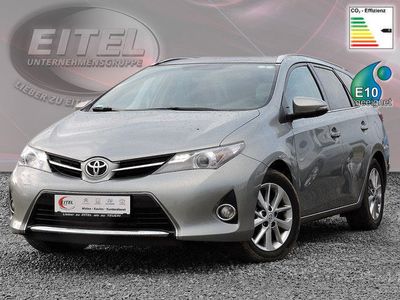 Gebraucht Toyota Auris Touring Sports 132 PS (97 kW) 2014 Silber metallic Kombi