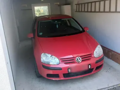 Gebraucht VW Golf 95 PS (69 kW) 2004 Rot Coupé