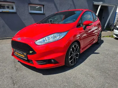 Gebraucht Ford Fiesta ST 182 PS (133 kW) 2014 Rot Kleinwagen