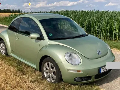 Gebraucht VW New Beetle United 102 PS (75 kW) 2008 Grün Kleinwagen