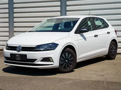 Gebraucht VW Polo Trendline 75 PS (55 kW) 2017 Weiß Kleinwagen