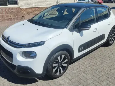 Gebraucht Citroën C3 Shine 110 PS (80 kW) 2017 Weiß Limousine